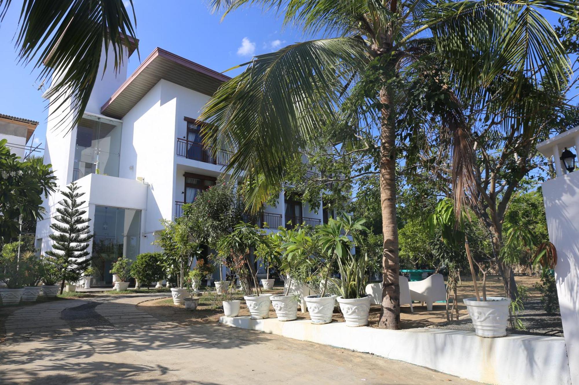 Amanda Beach Resort Passikudah Kültér fotó