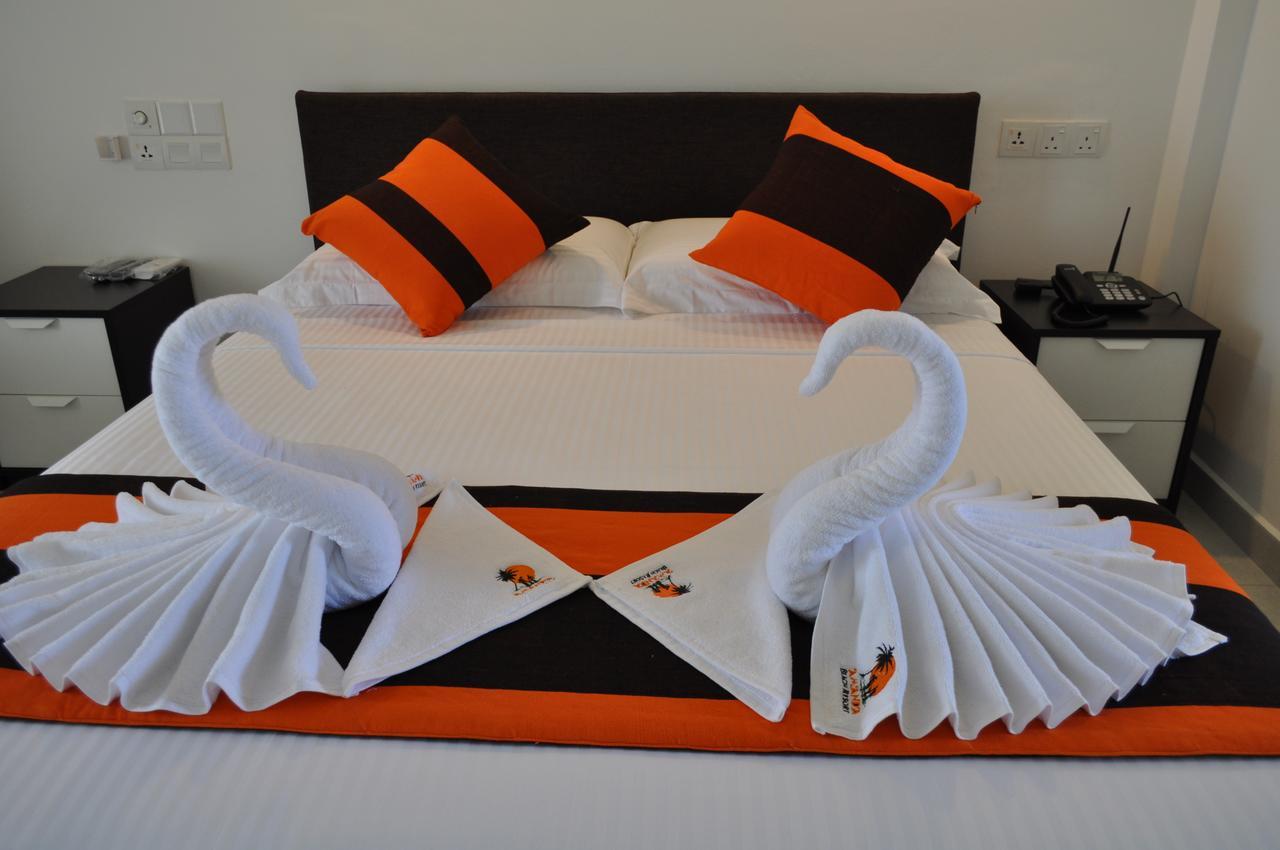 Amanda Beach Resort Passikudah Kültér fotó